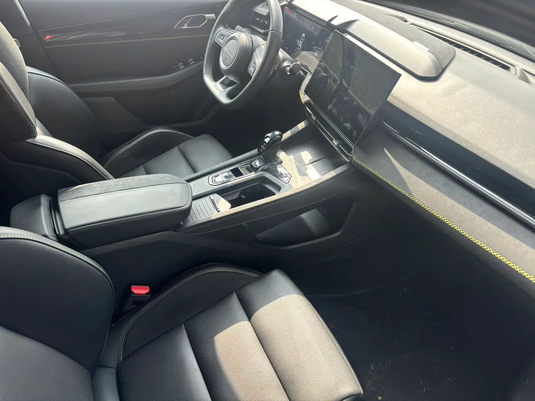 2023 LYNK&CO 03 thumbnail 4