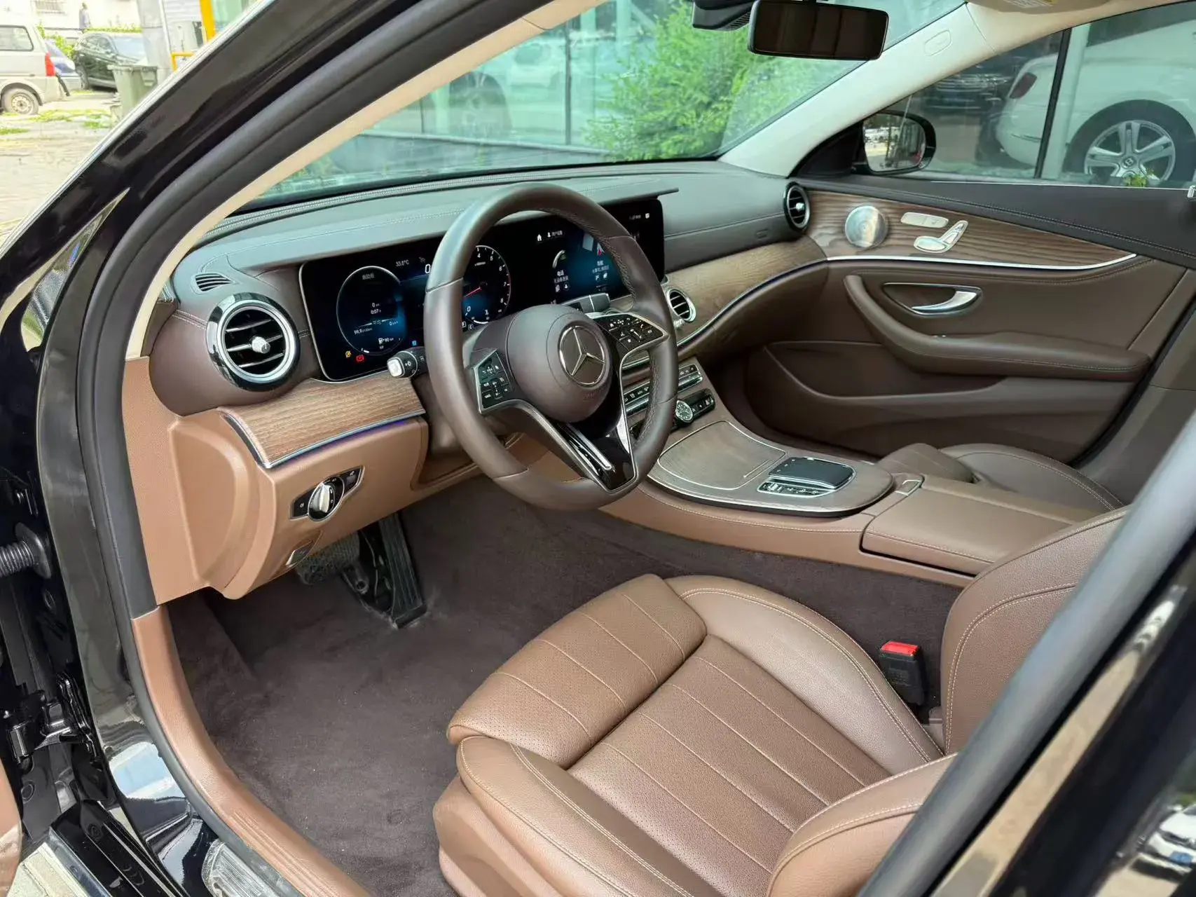 2022 MERCEDES-BENZ E thumbnail 4