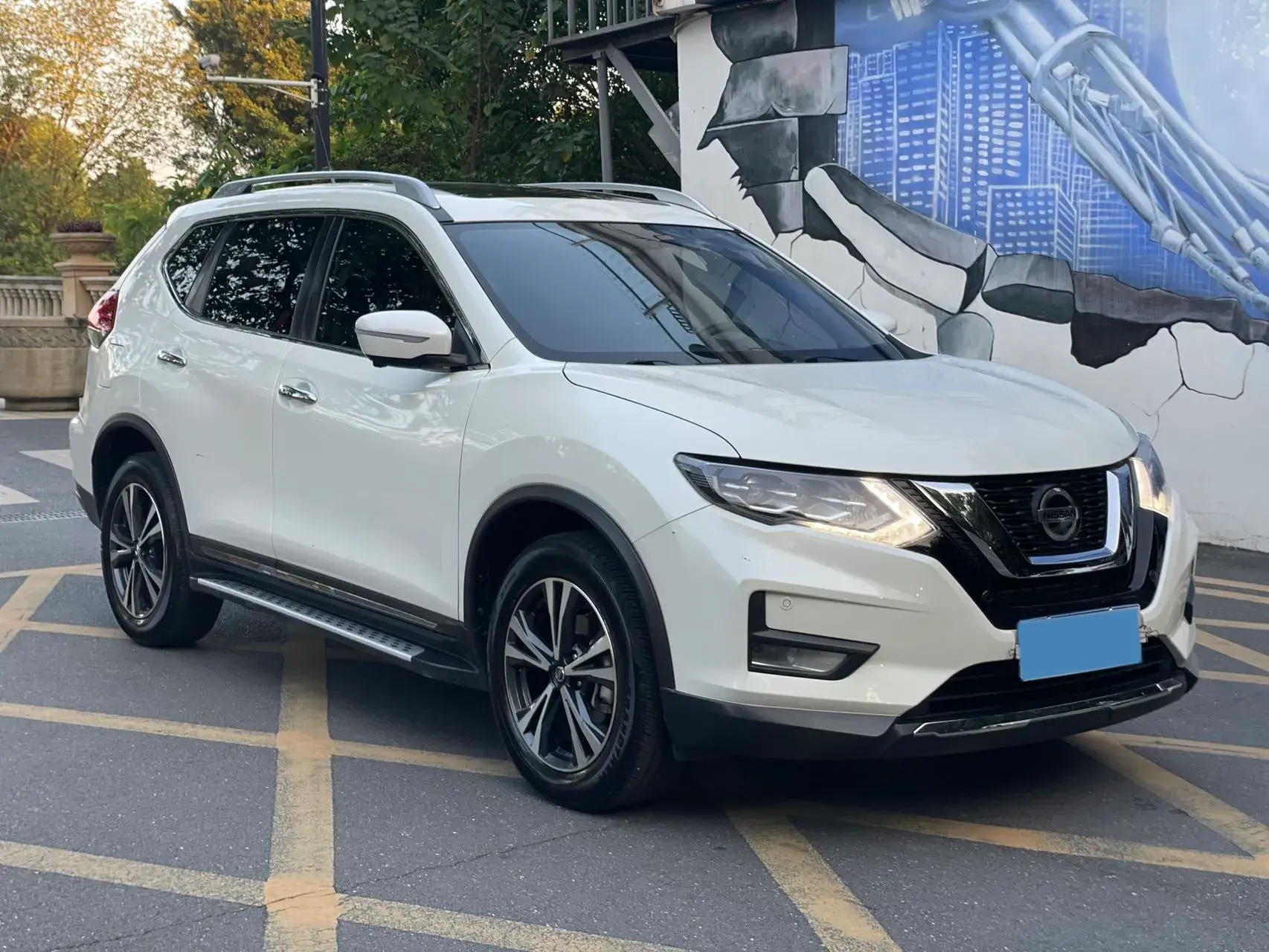 2021 NISSAN X-TRAIL thumbnail 3
