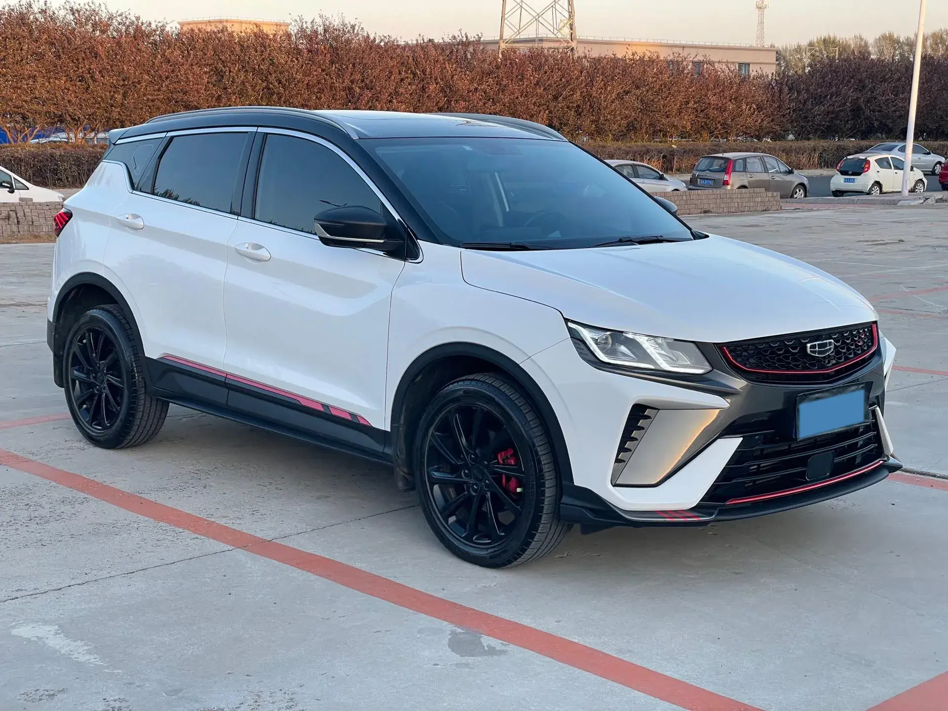 2021 GEELY COOLRAY thumbnail 3