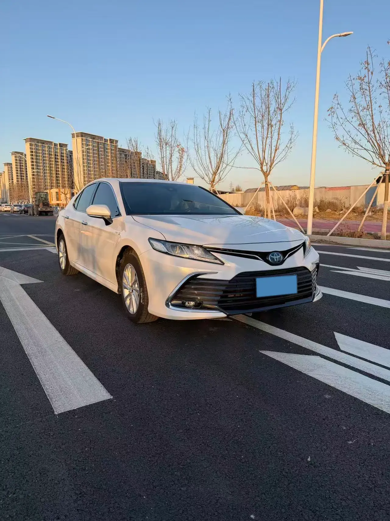2021 TOYOTA CAMRY thumbnail 3