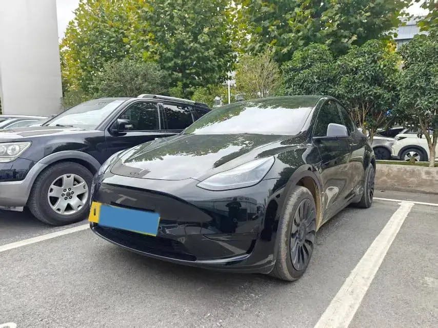 2022 Tesla Model Y BEV 60KWH