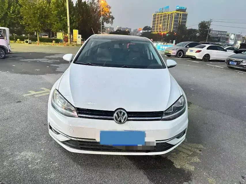 2020 VOLKSWAGEN GOLF thumbnail 2