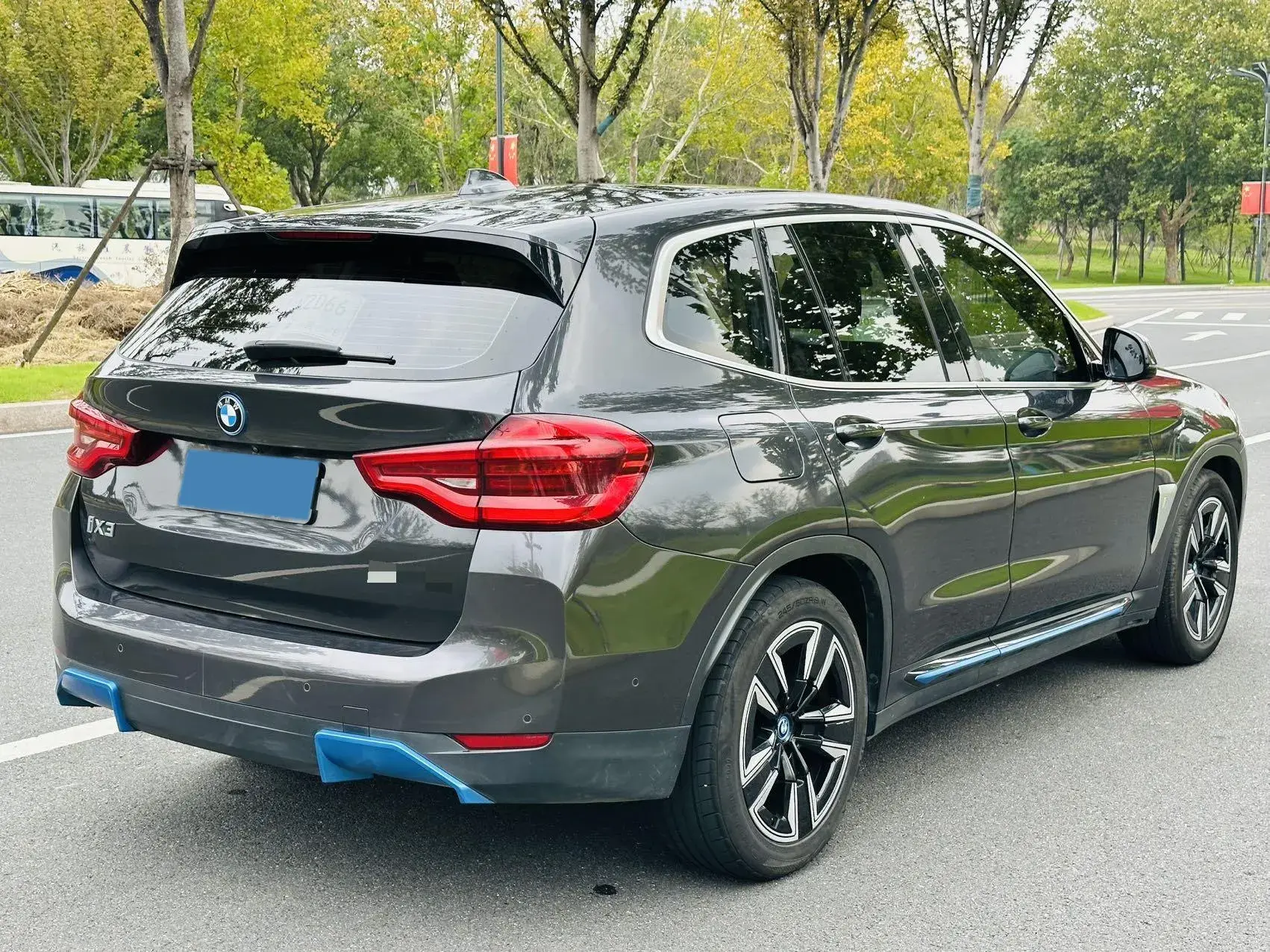 2020 BMW X1 thumbnail 4