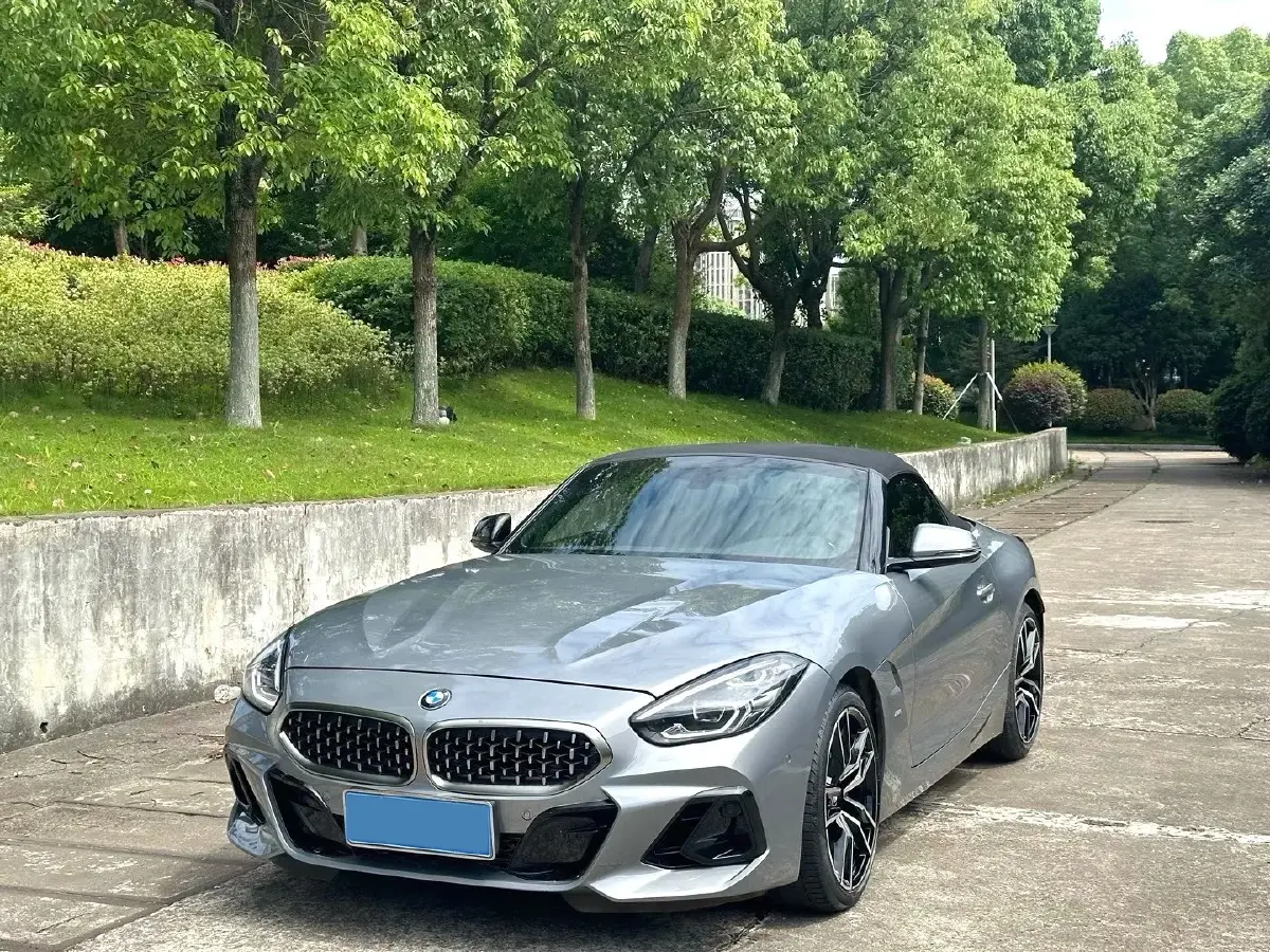 2022 BMW Z4 2.0T 197HP L4 8AT