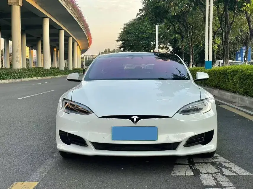 2017 TESLA MODEL thumbnail 2