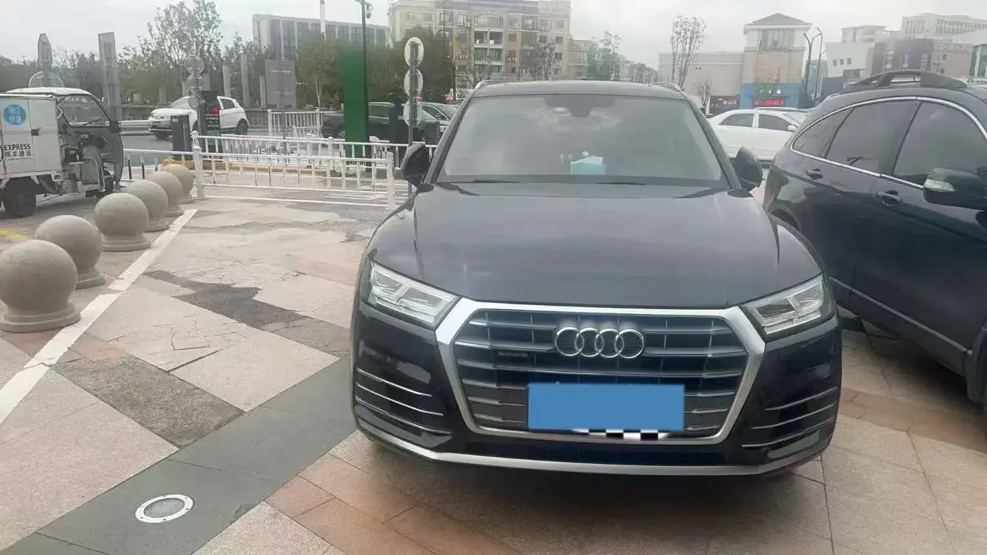 2020 AUDI Q5L thumbnail 4