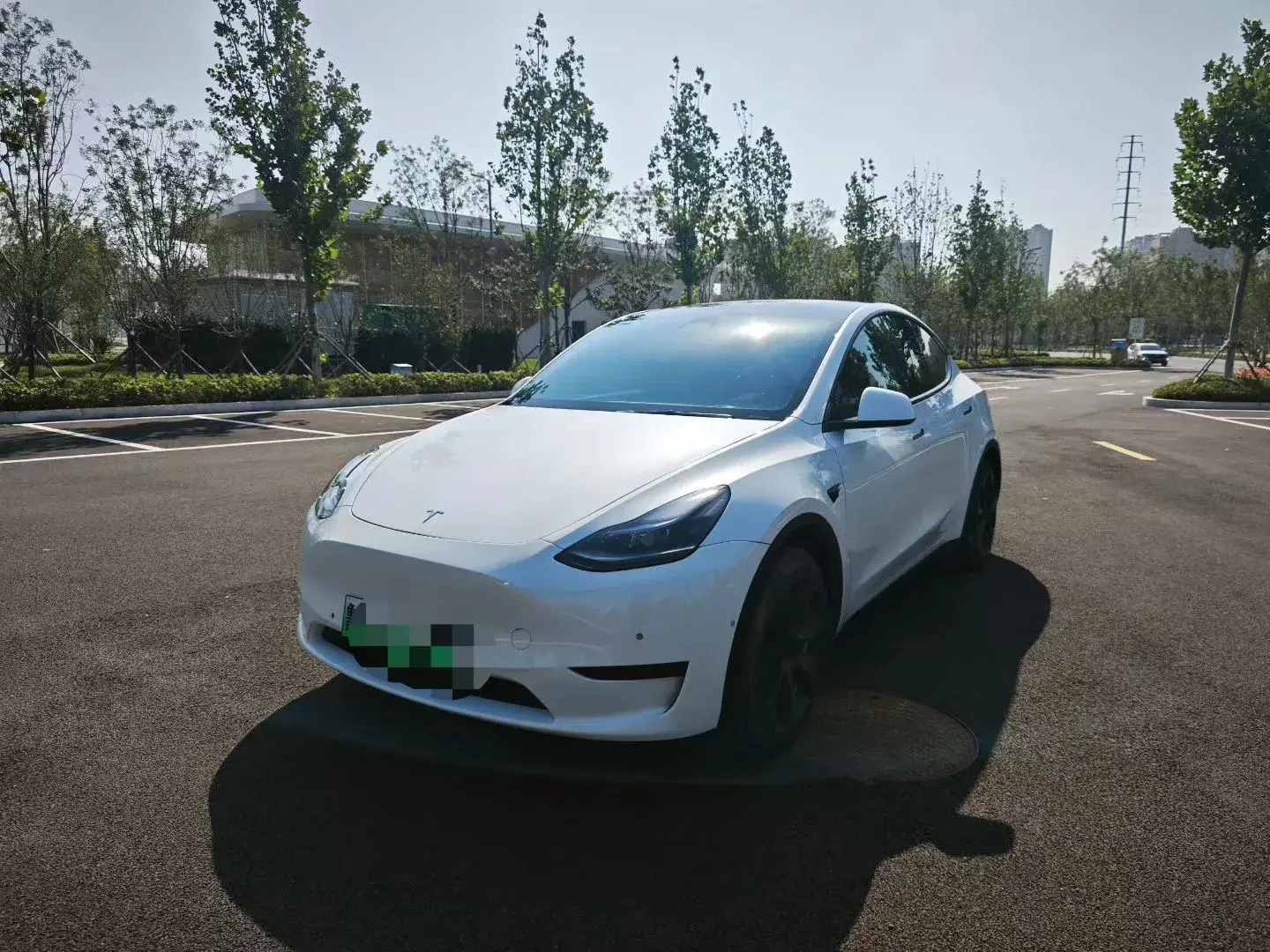 2022 TESLA MODEL view 1