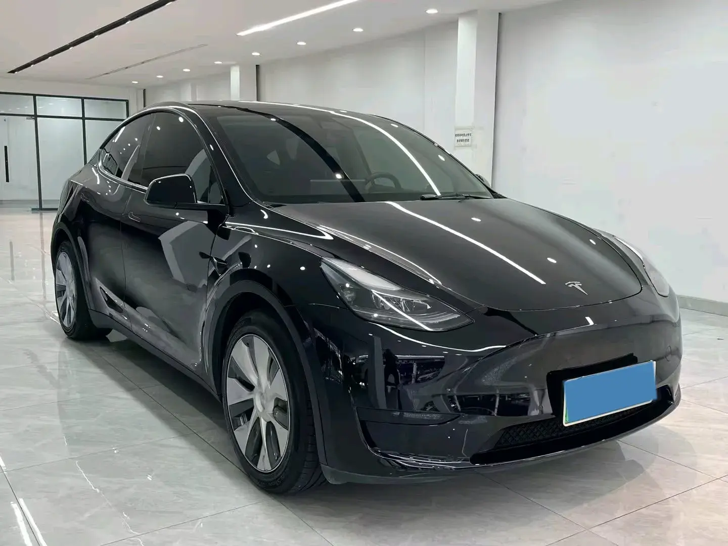 2022 TESLA MODEL thumbnail 3