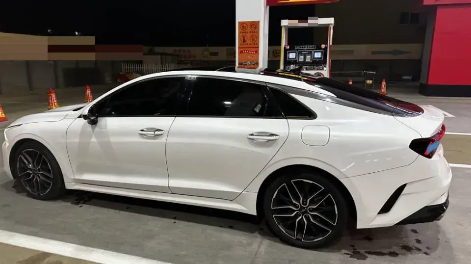 2021 KIA K5 thumbnail 4