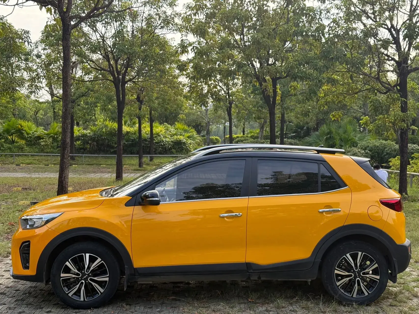 2021 KIA KX1 thumbnail 3