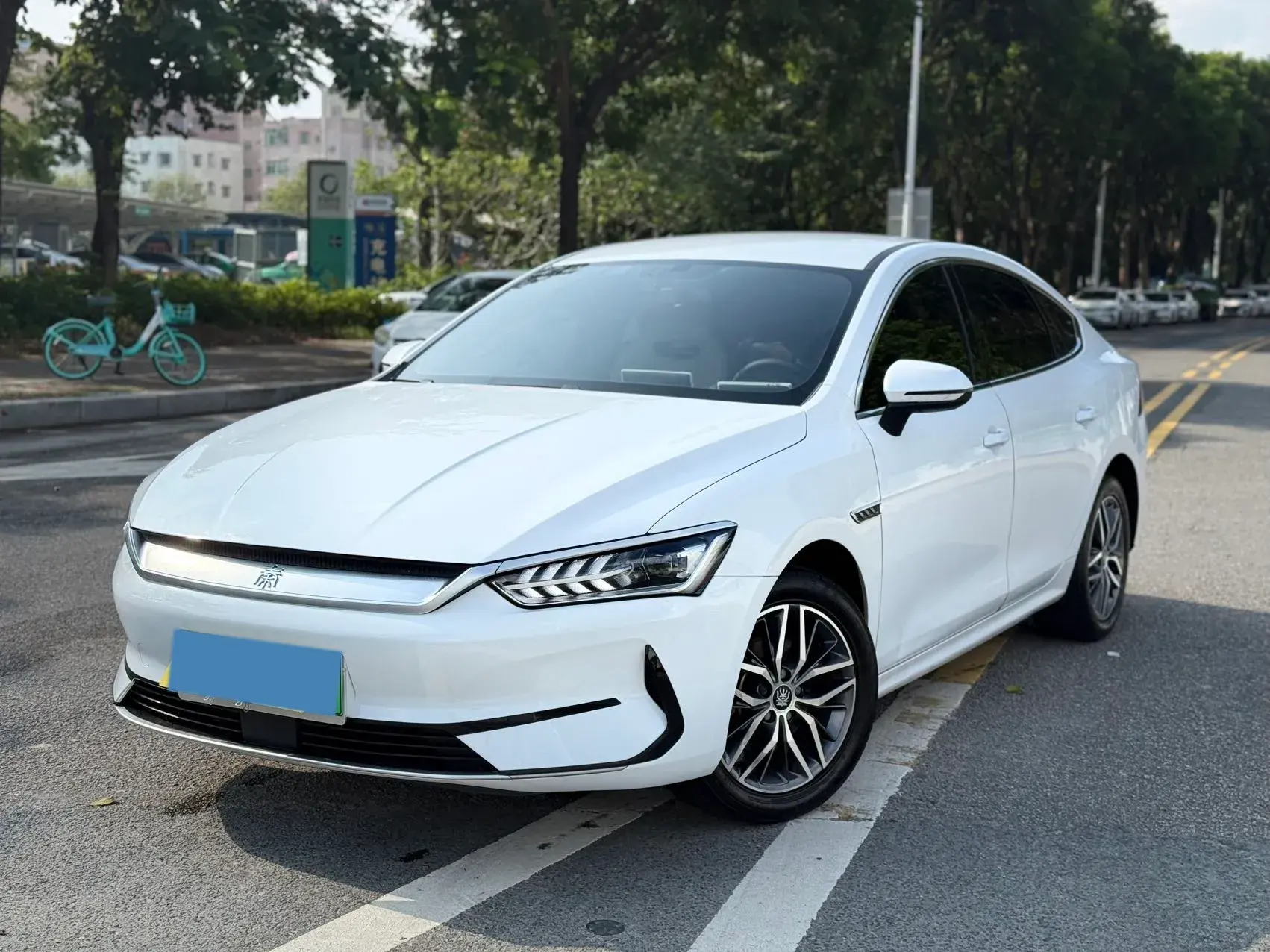 2023 BYD QIN view 1