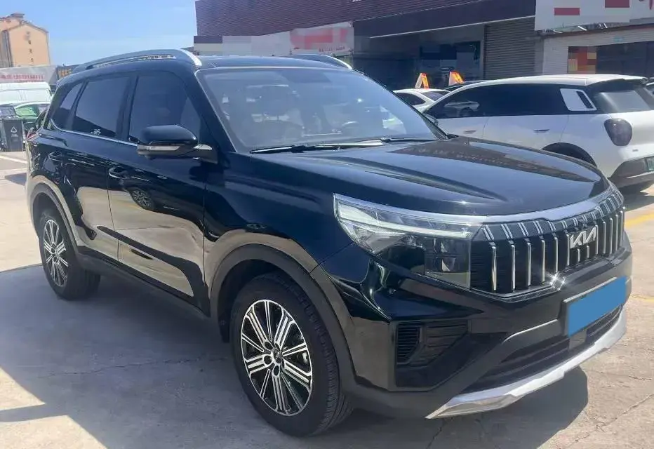 2021 KIA SPORTAGE thumbnail 3