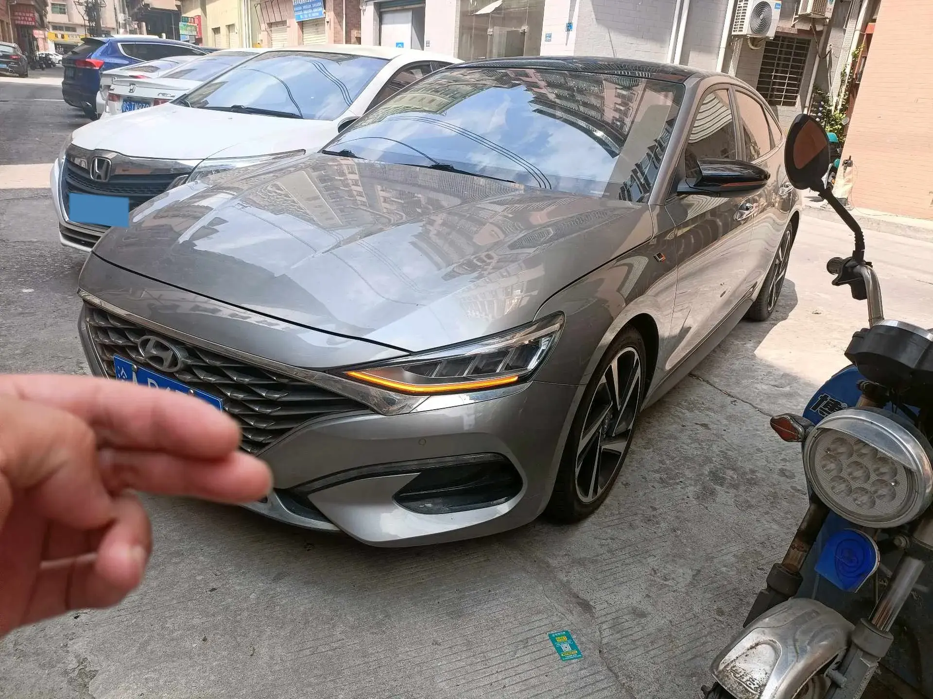 2019 HYUNDAI LA view 1