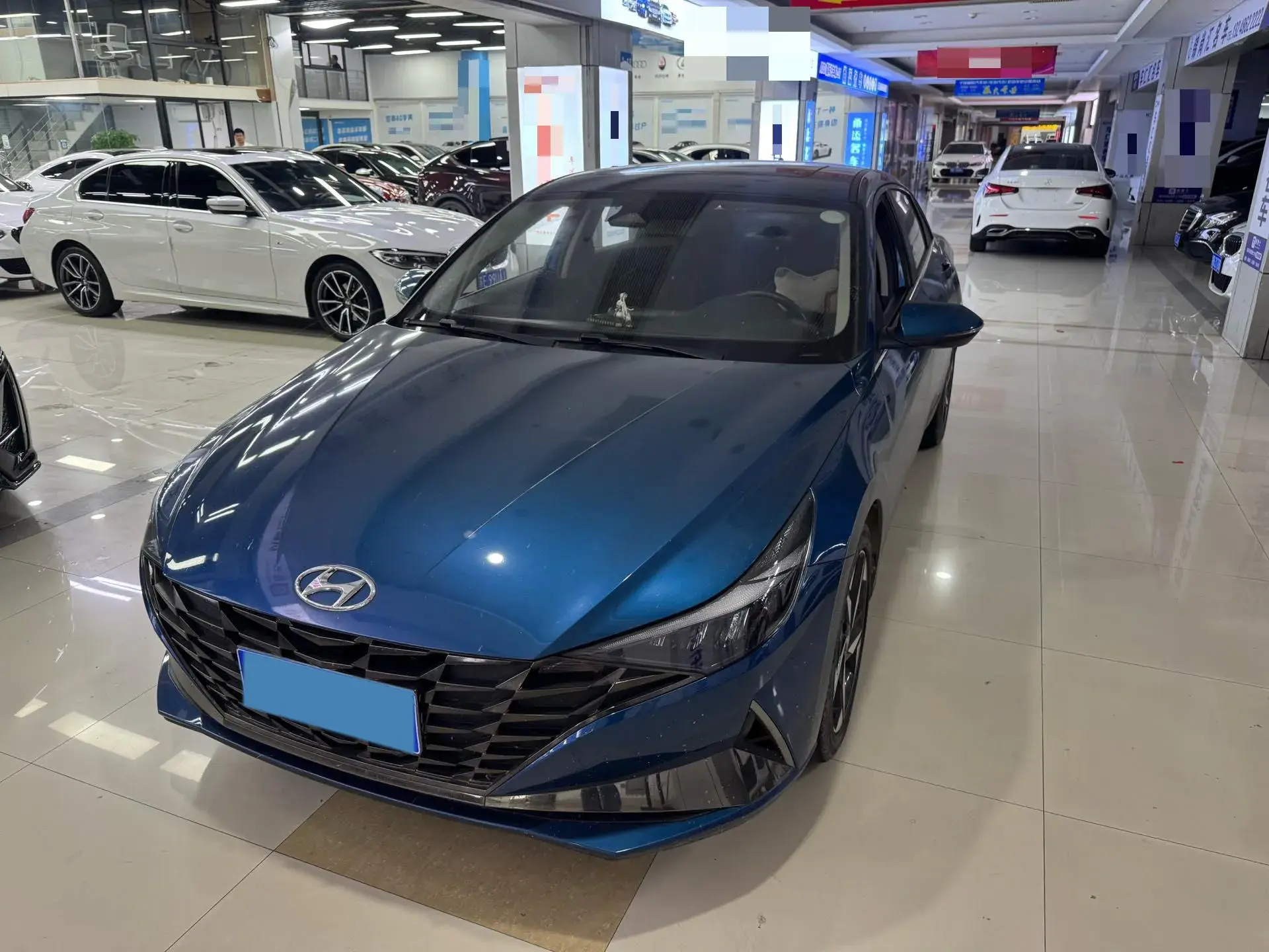 2021 HYUNDAI ELANTRA view 1