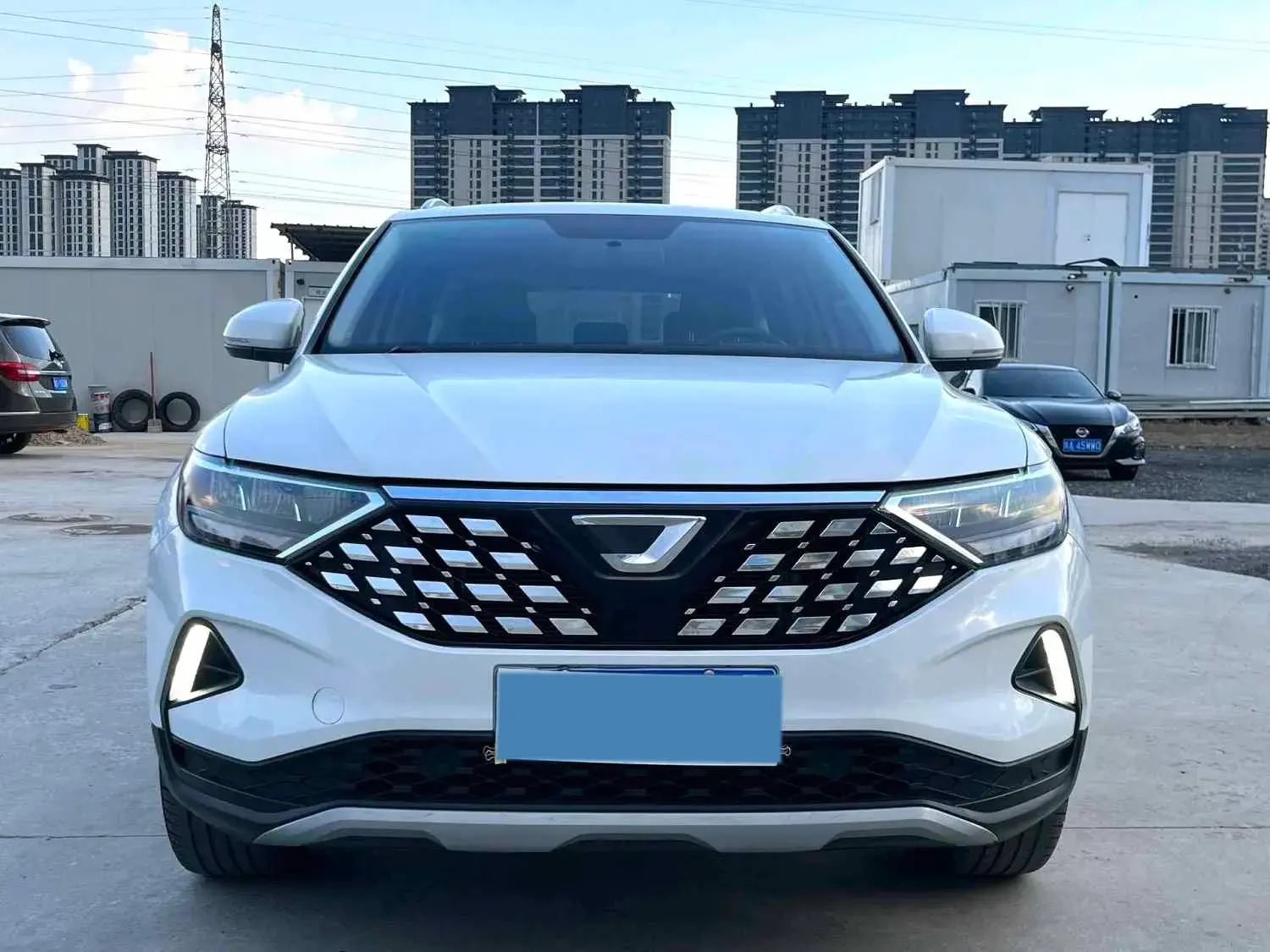 2023 JETTA VS5 thumbnail 3