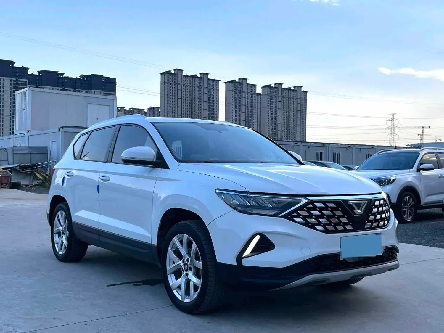 2023 JETTA VS5 thumbnail 2