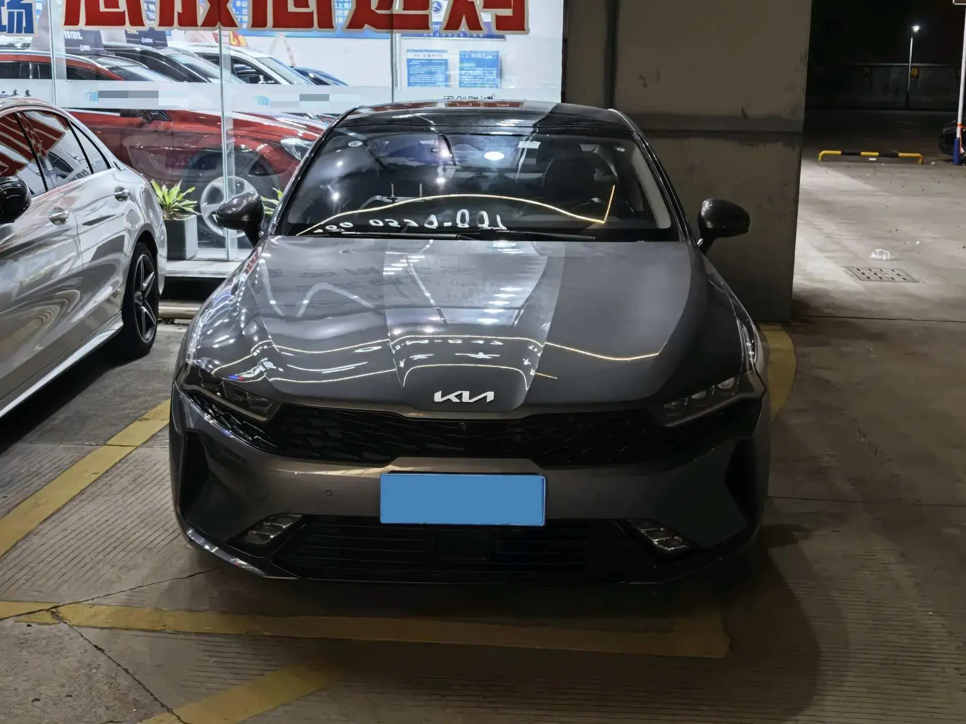 2021 KIA K5 thumbnail 2