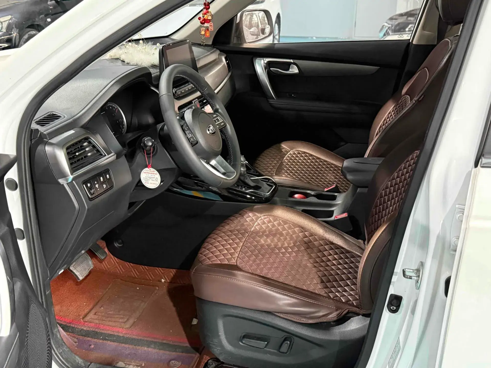 2018 KIA SPORTAGE thumbnail 2