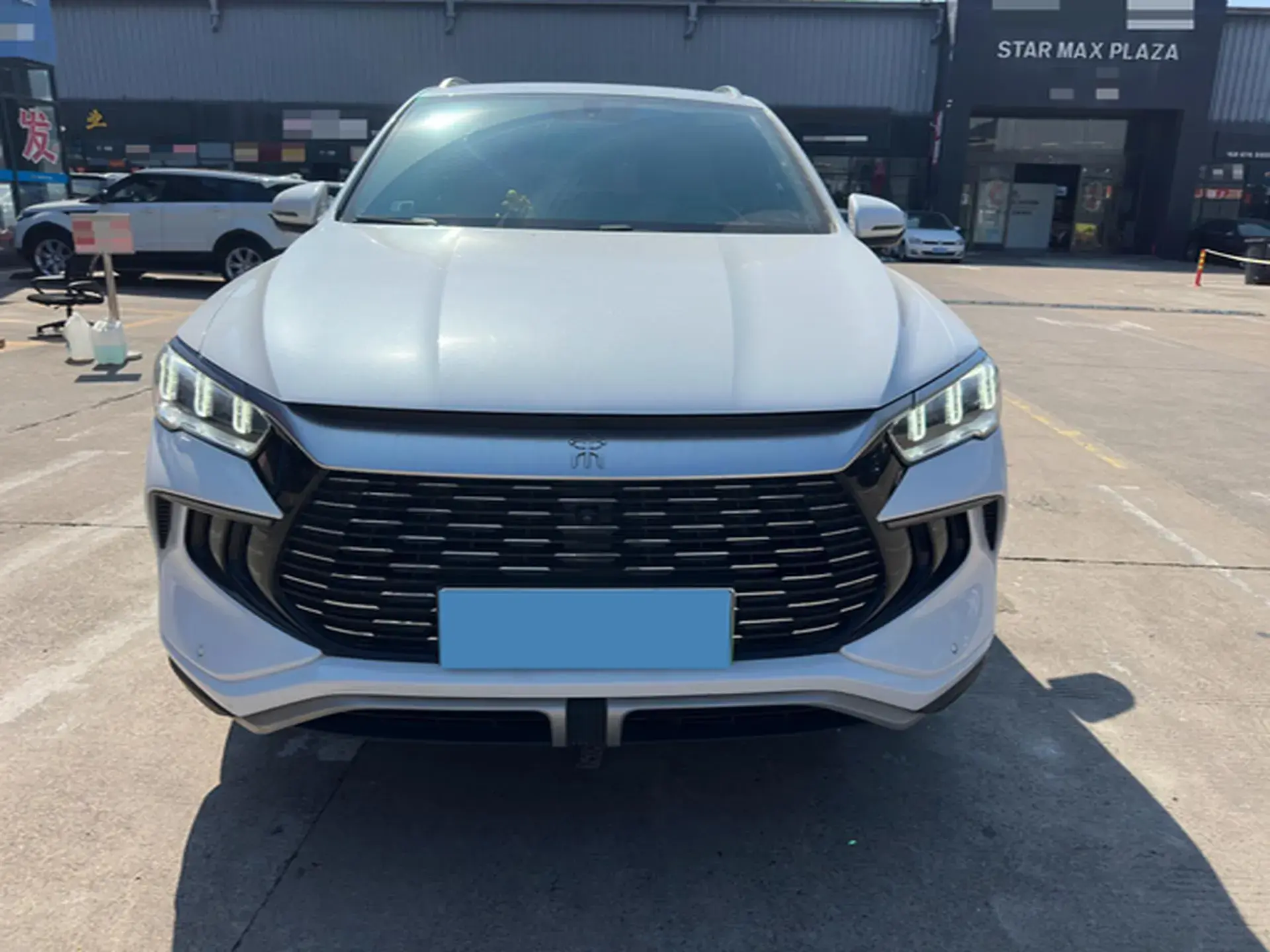 2023 BYD SONG thumbnail 2