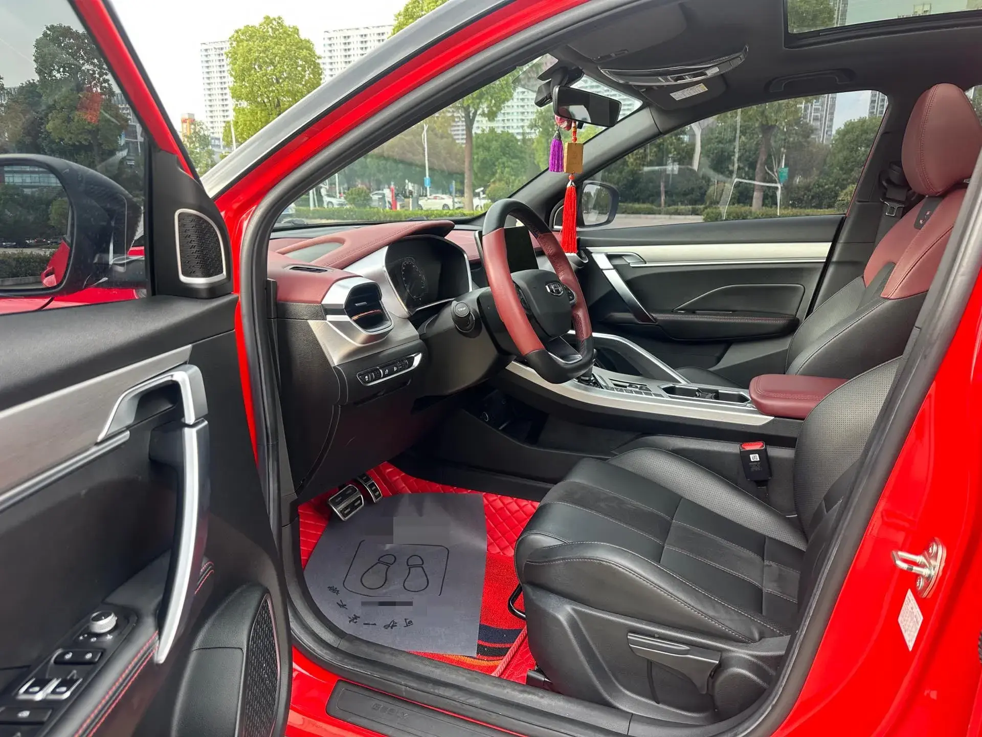 2021 GEELY COOLRAY thumbnail 2