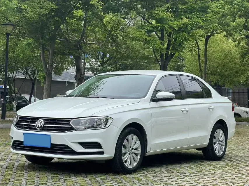 2019 VOLKSWAGEN BORA view 1