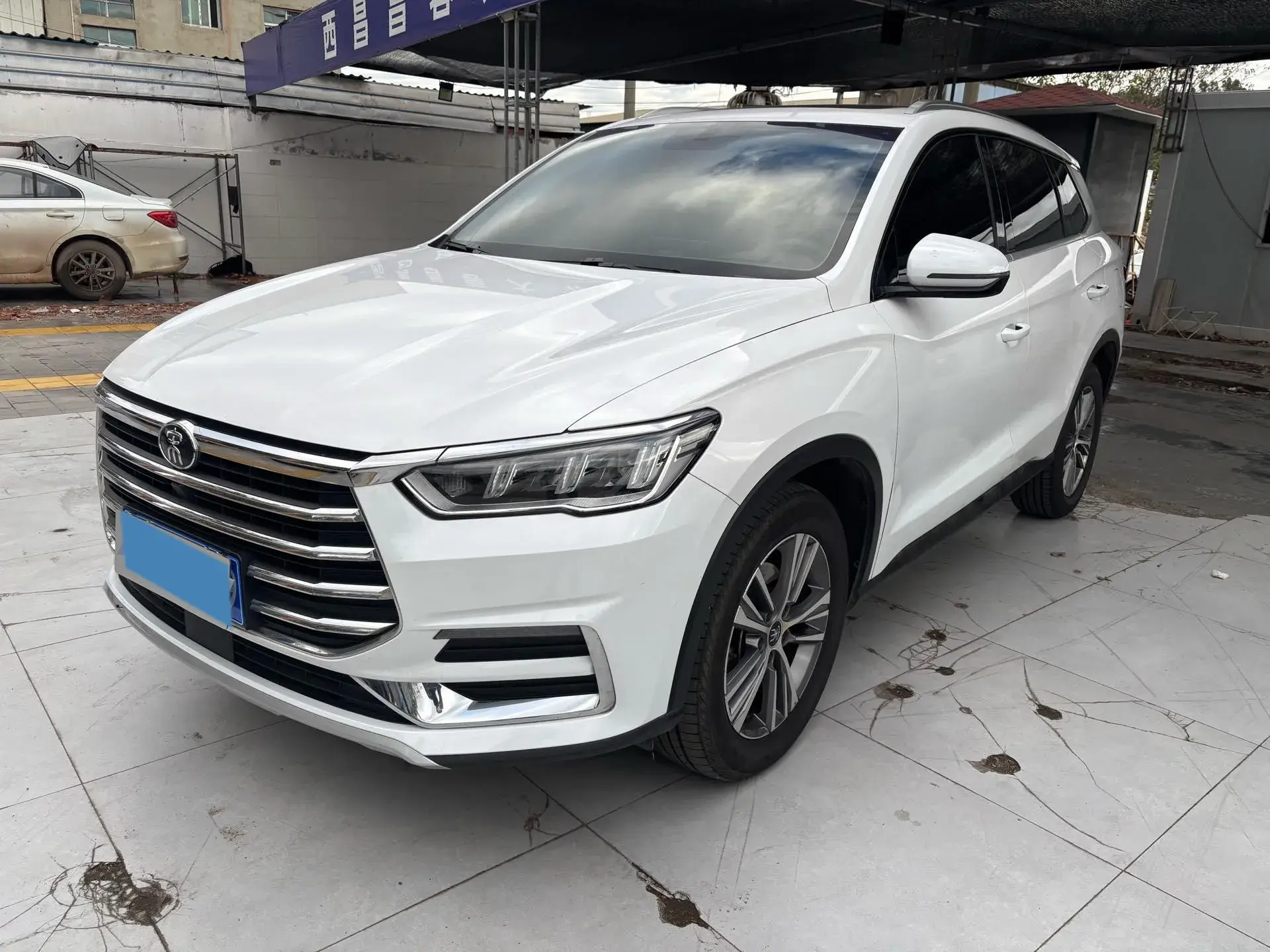 2019 BYD SONG view 1