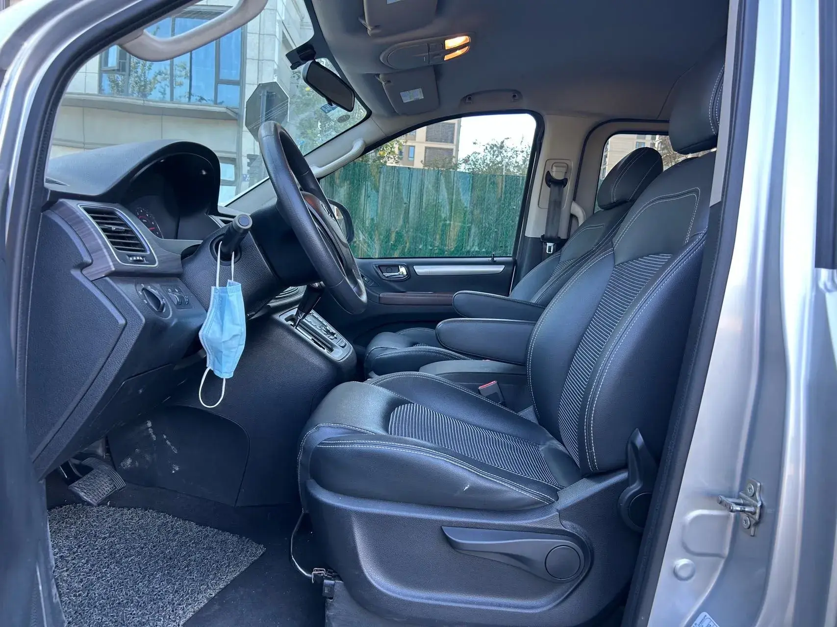 2016 MAXUS G10 thumbnail 3