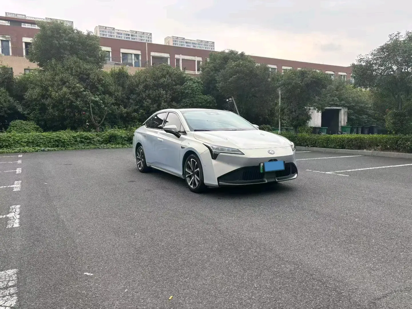 2022 AION S thumbnail 3