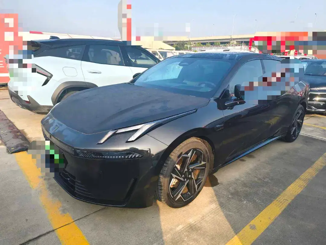 2023 LYNK&CO 07 view 1