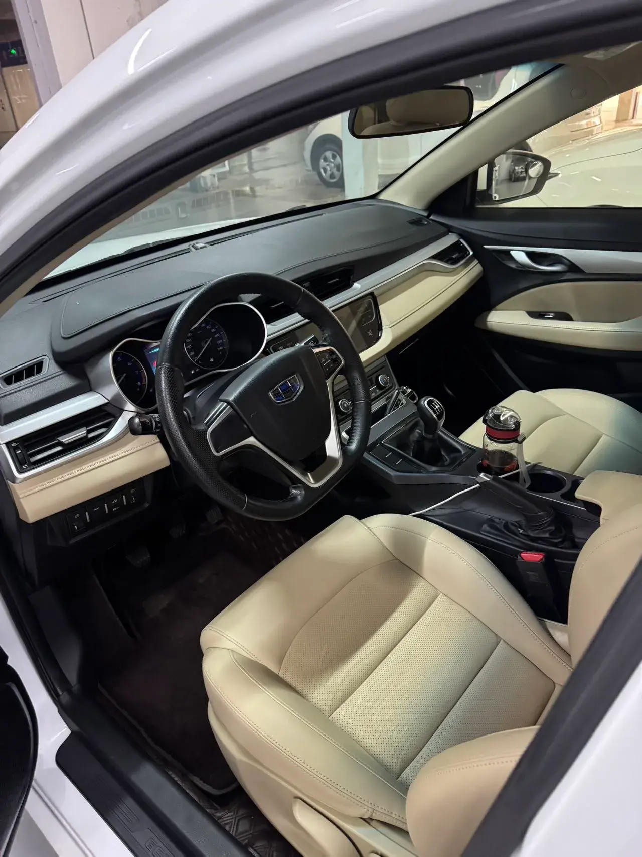 2018 GEELY EMGRAND thumbnail 4