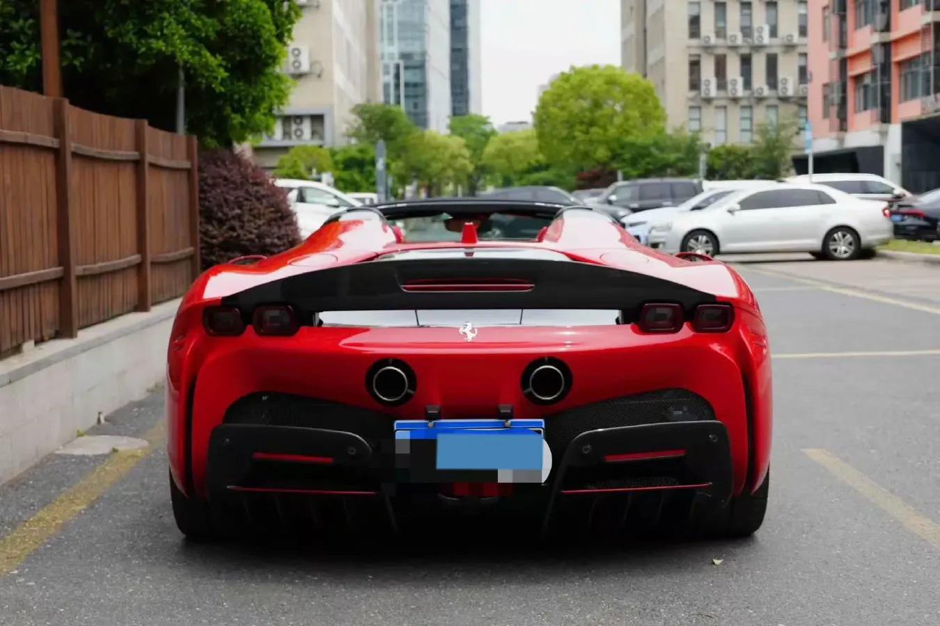 2020 Ferrari SF90 3.9T 781HP V8 8DCT PHEV 7.9KWH,autocango,china used car exporter,china ev exporter,chinese used car exporter,chinese used ev exporter