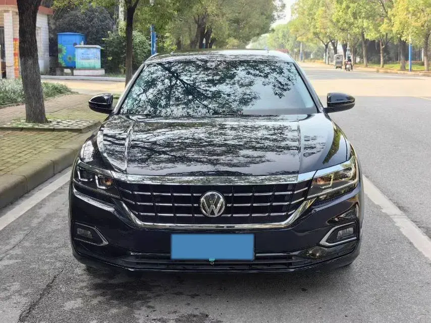 2020 VOLKSWAGEN PASSAT thumbnail 2