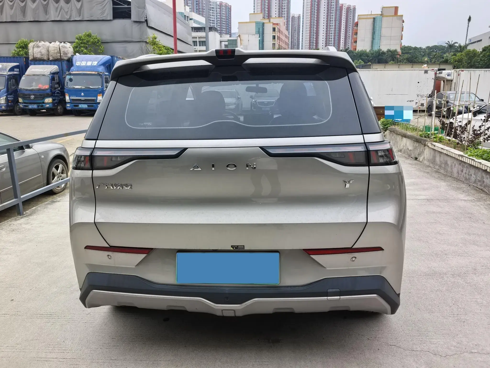 2022 AION Y thumbnail 4