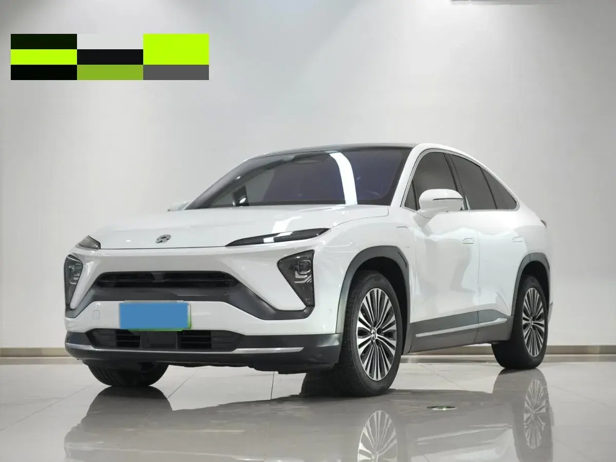 2020 NIO EC6 view 1