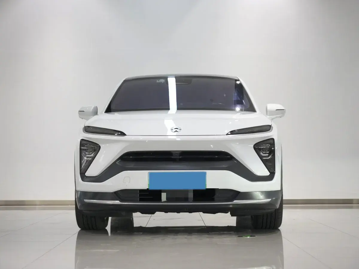 2020 NIO EC6 thumbnail 3