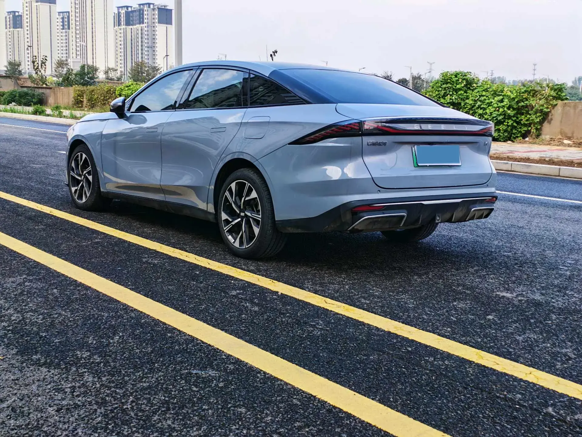 2023 GEELY GALAXY thumbnail 4