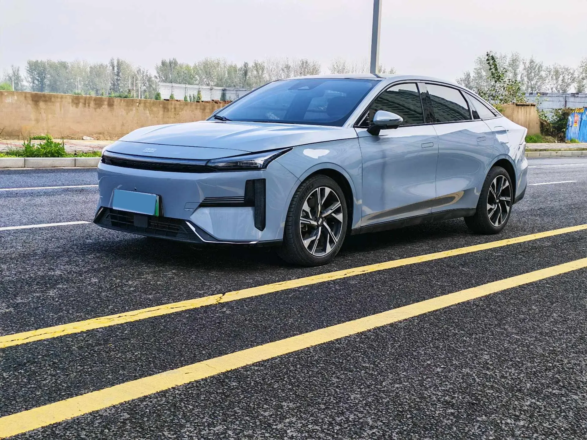 2023 GEELY GALAXY view 1