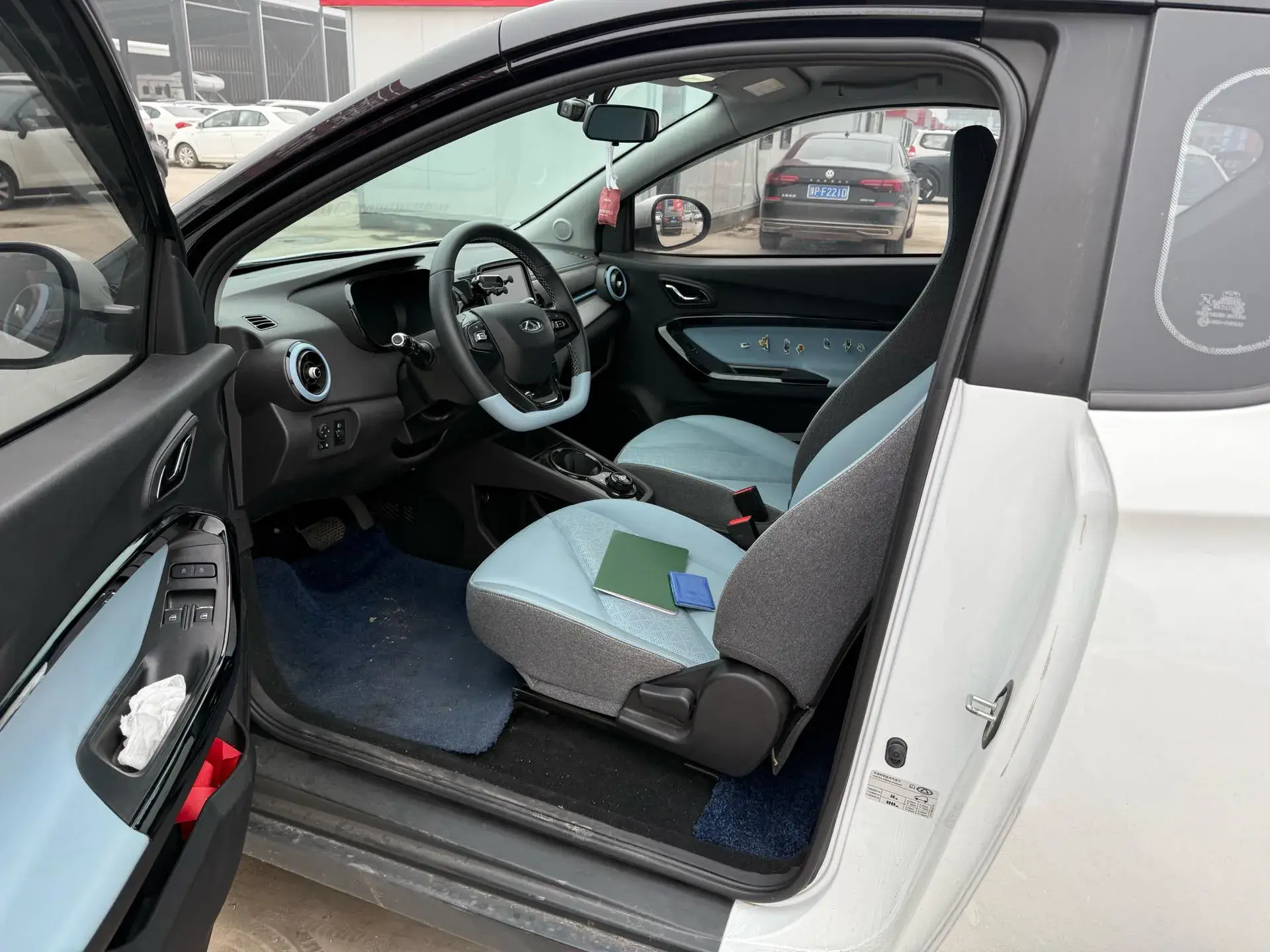 2022 CHERY LITTLE thumbnail 4