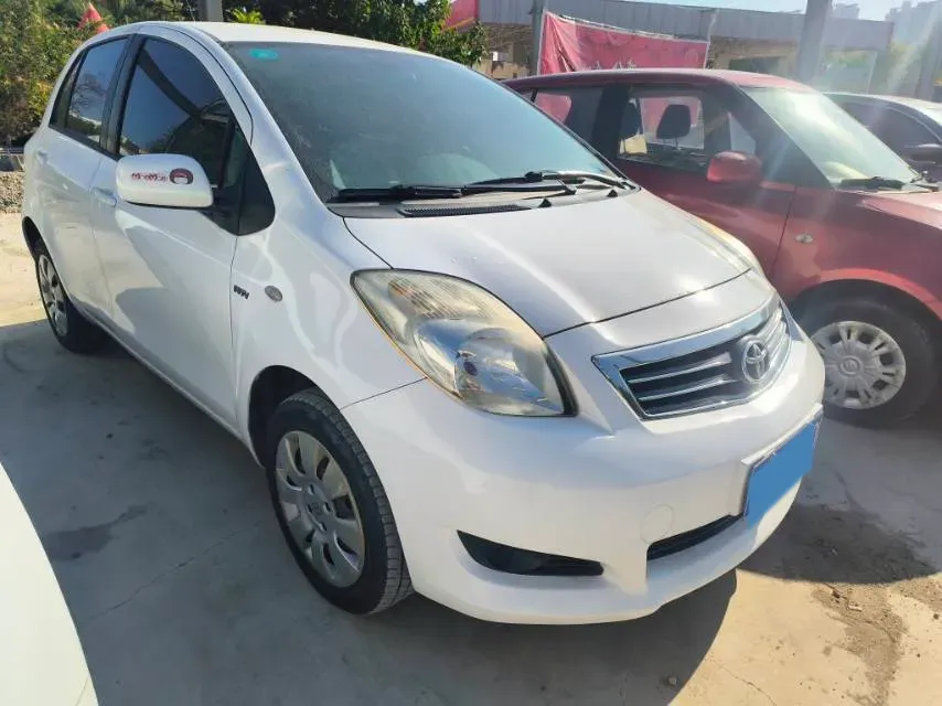 2011 Toyota Yaris 1.6L 118HP L4 4AT,autocango,china used car exporter,china ev exporter,chinese used car exporter,chinese used ev exporter