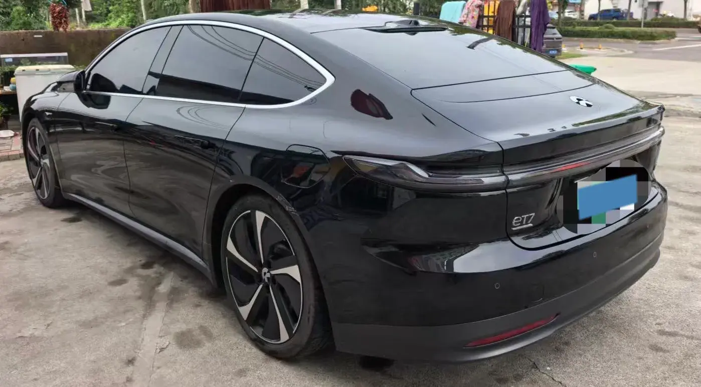 2024 NIO ET7 thumbnail 3