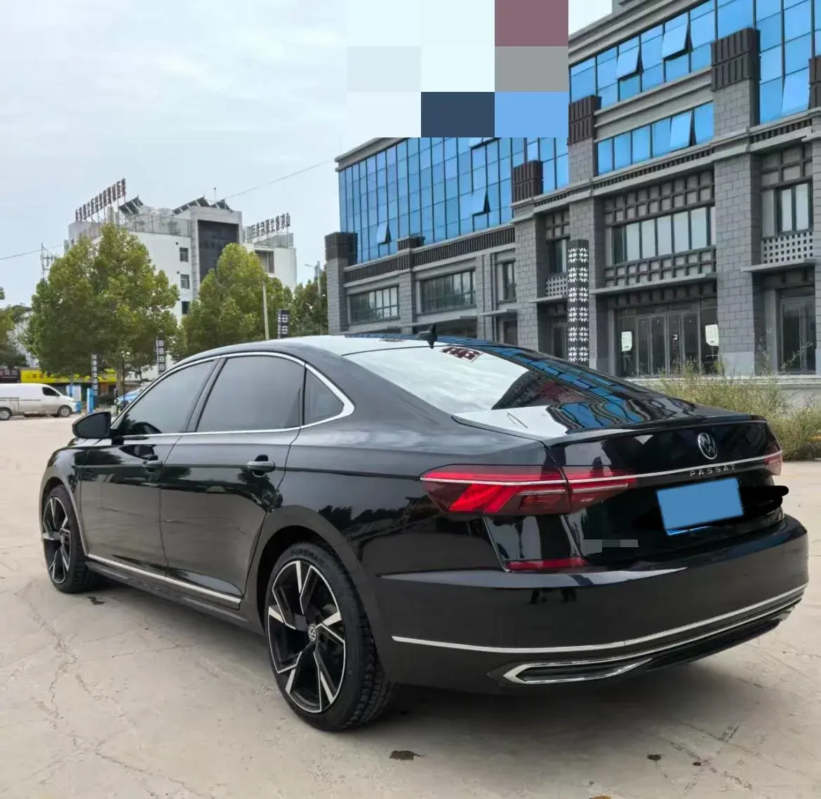 2021 VOLKSWAGEN PASSAT thumbnail 3