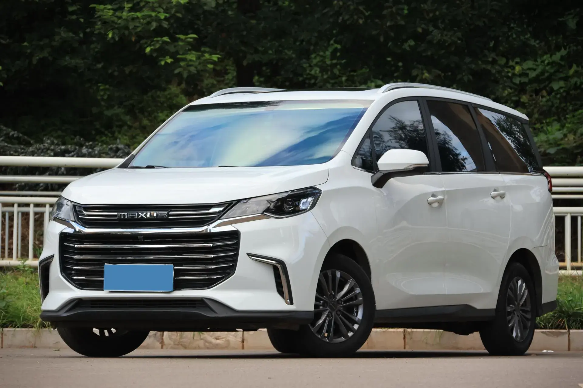 2019 MAXUS G50 view 1