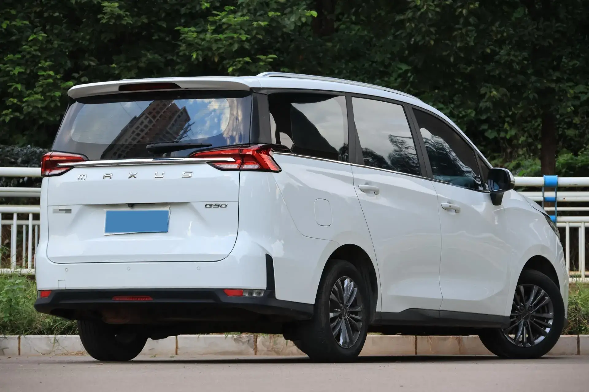 2019 MAXUS G50 thumbnail 3