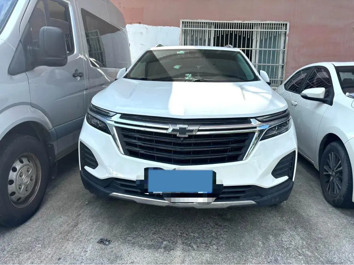 2021 CHEVROLET EQUINOX thumbnail 2