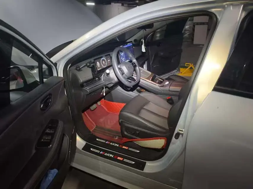 2024 AION AION thumbnail 4