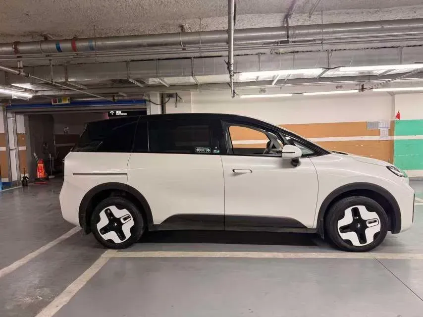 2023 ARCFOX KAOLA BEV 58.8KWH,autocango,china used car exporter,china ev exporter,chinese used car exporter,chinese used ev exporter