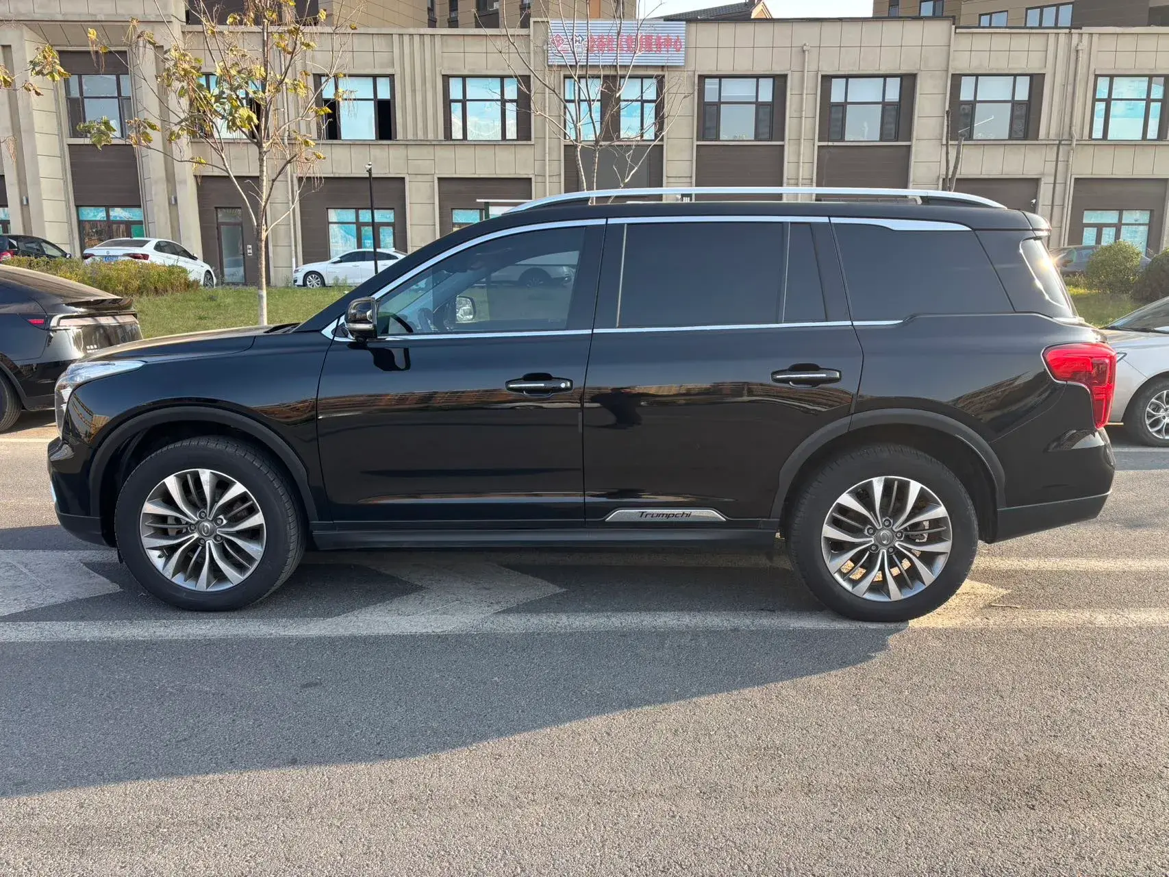 2017 GAC TRUMPCHI thumbnail 4