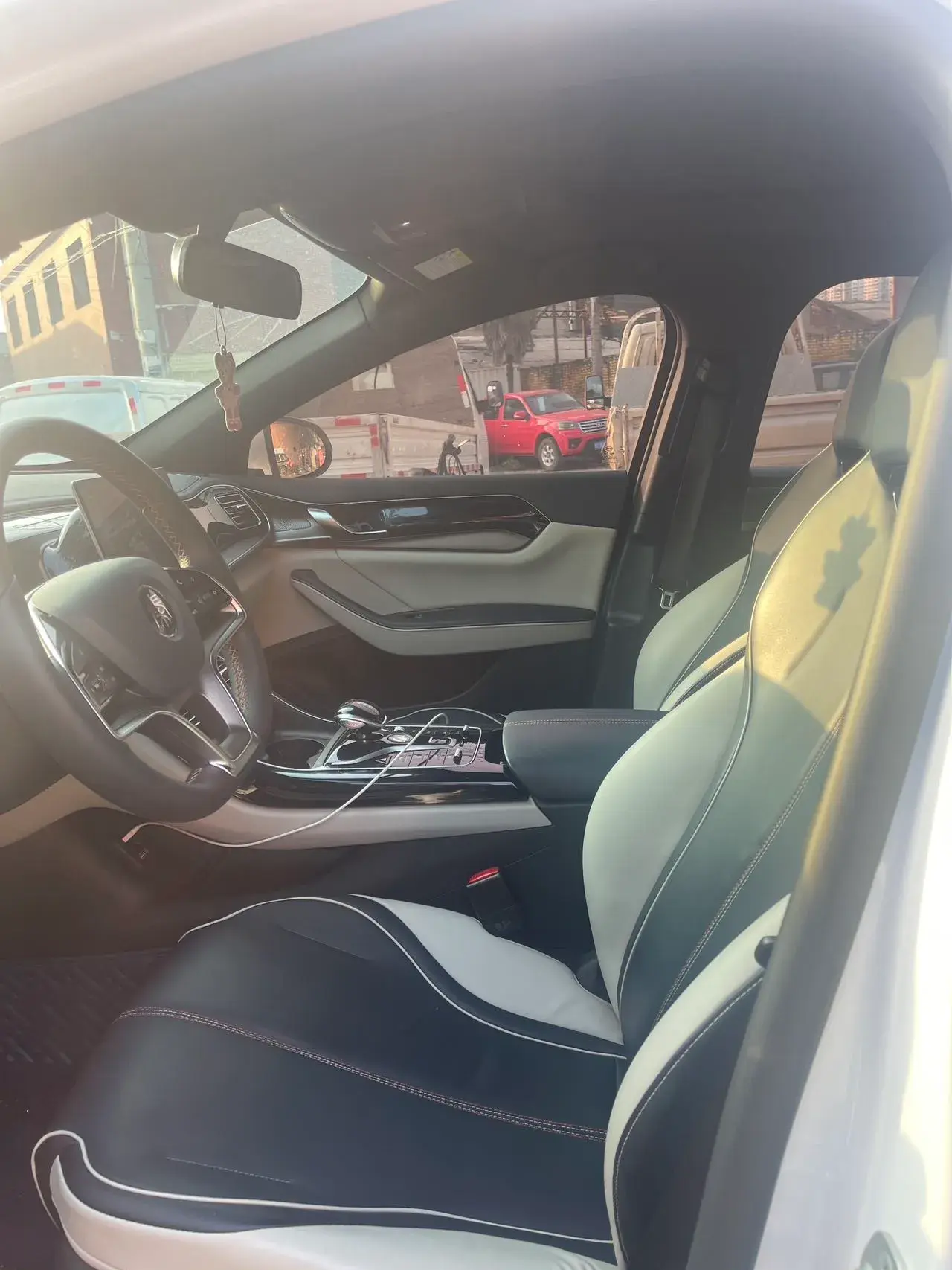 2021 BYD QIN thumbnail 2