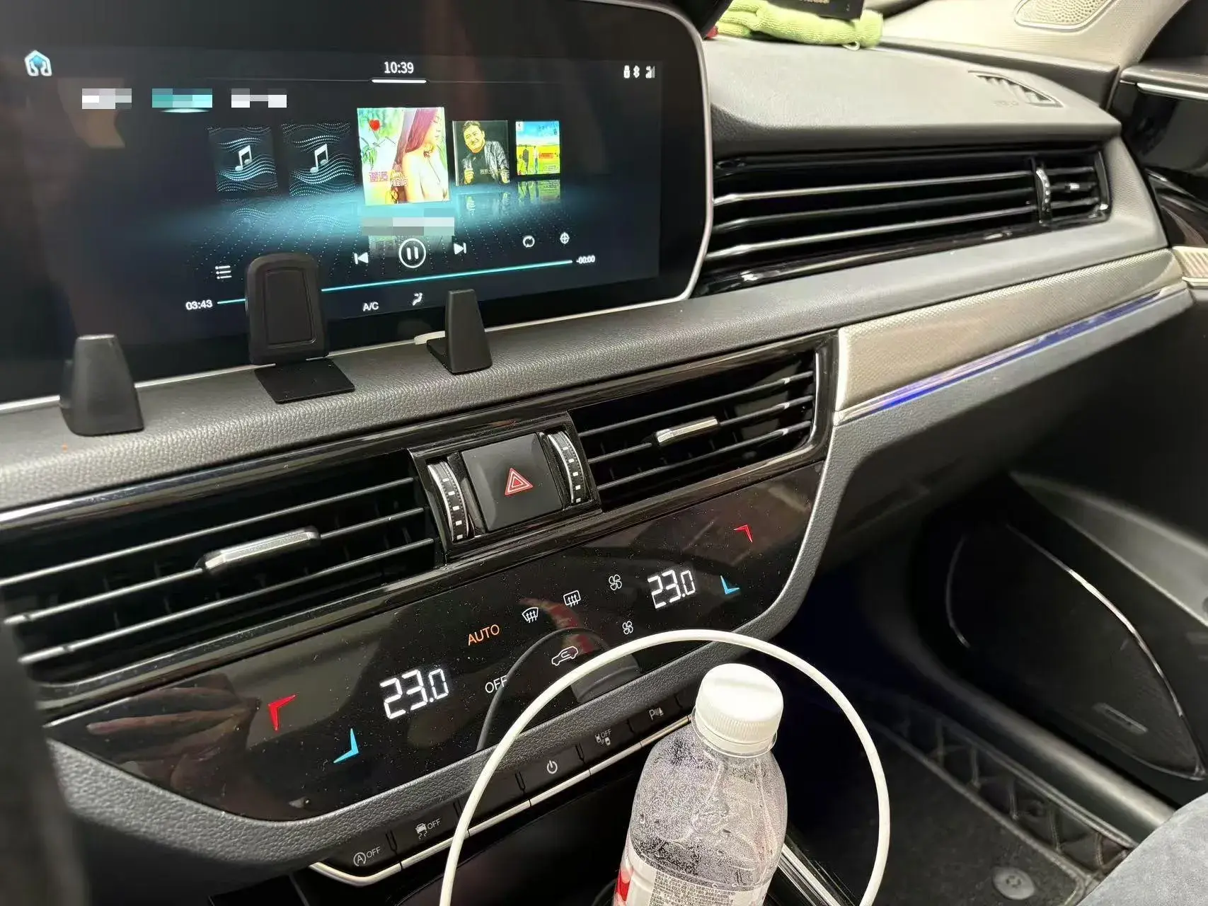 2019 HONGQI HS5 thumbnail 4